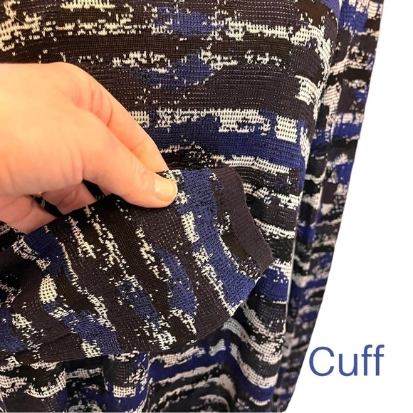 Lafayette 148 Long Sleeve Tunic Jacquard Sweater with Plisse Sheer Back Panel - Picture 5 of 13